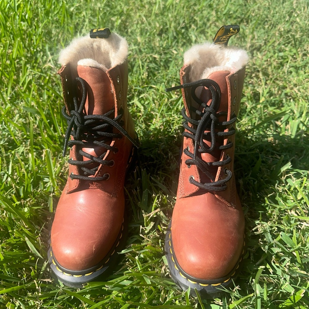 Dr. Martens 1460 Serena Women's Tan Leather Core Fur-Lined Boots, Women Size 5